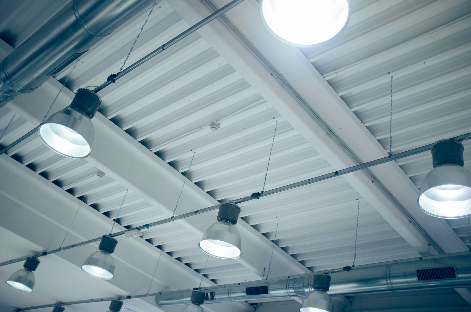 Ceiling with lamps